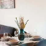 Panoramic Sea View -11th Floor דירה *