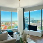 Panoramic Sea View -11th Floor דירה *